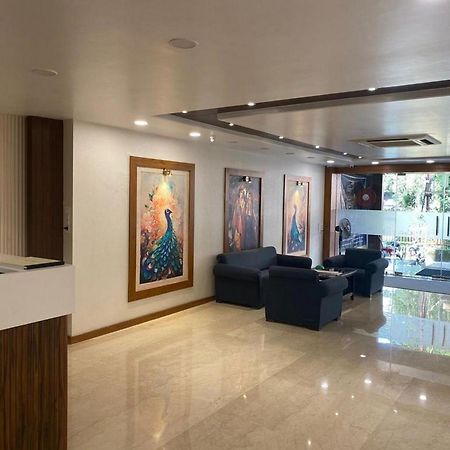 Hotel Eleven Heights โบปาล ภายนอก รูปภาพ
