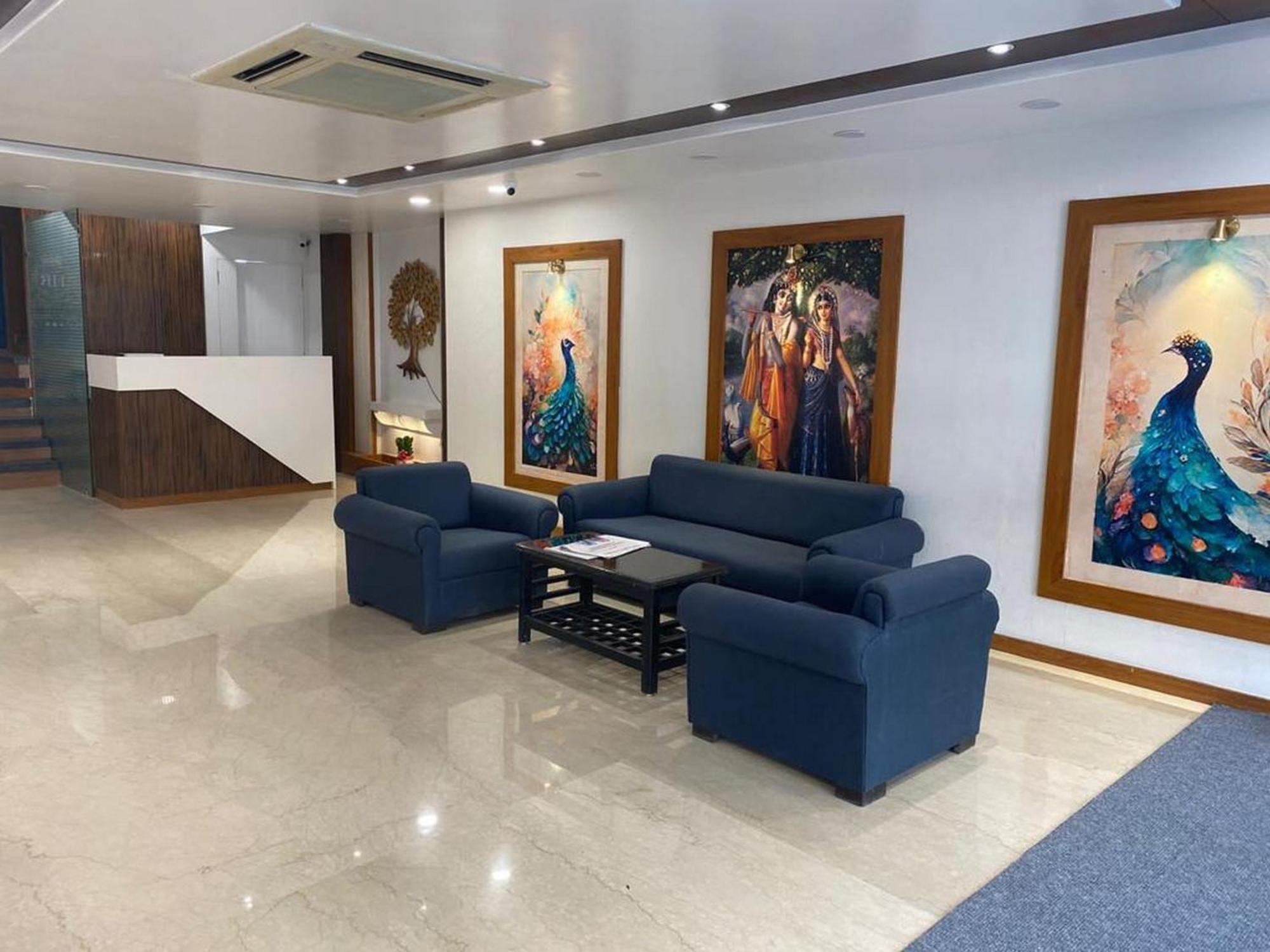 Hotel Eleven Heights โบปาล ภายนอก รูปภาพ
